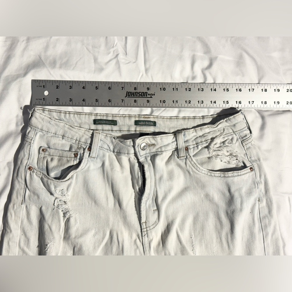 Wild Fable Light Blue Distressed Straight Leg Jeans Size 12 - Picture 5 of 7